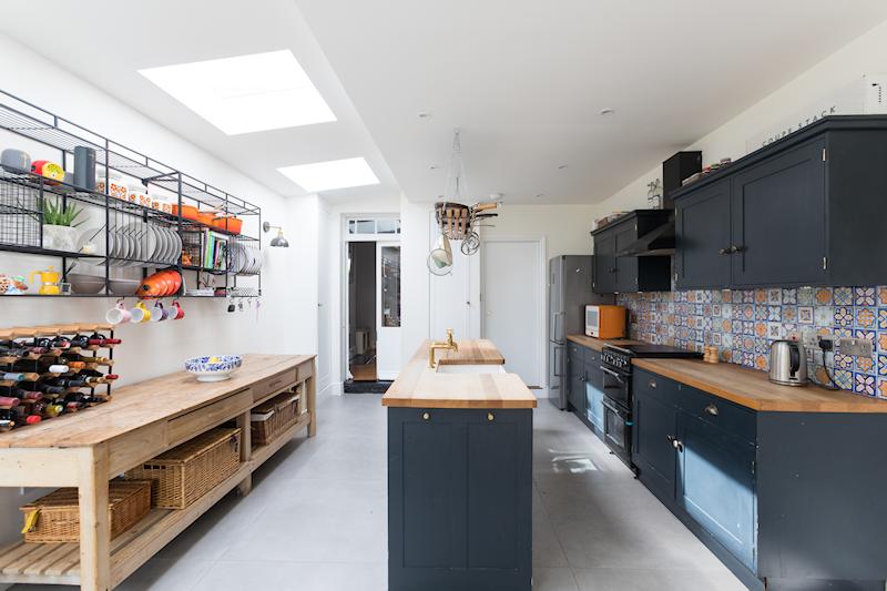 Wrap around extension Balham